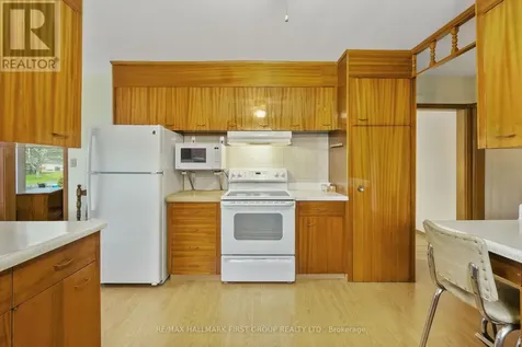 12 Maplewood Boulevard Cobourg ON K9A 4J3