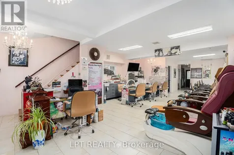 257 Parkdale Avenue Ottawa ON K1Y 1G1