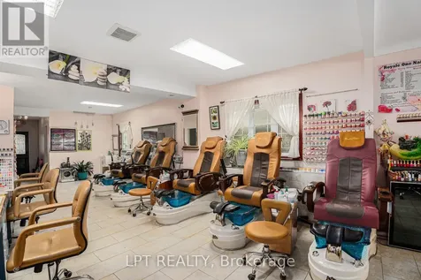 257 Parkdale Avenue Ottawa ON K1Y 1G1