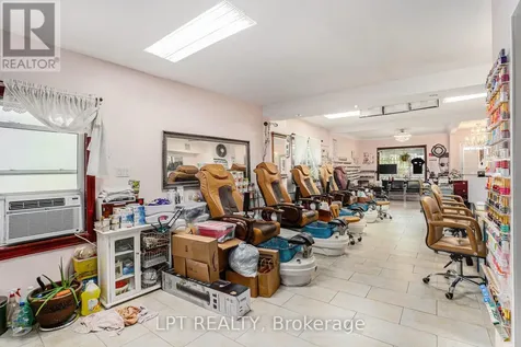 257 Parkdale Avenue Ottawa ON K1Y 1G1