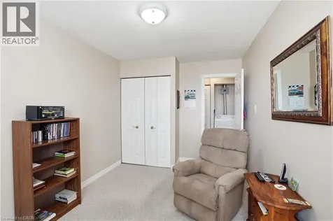 793 Colborne Street East Brantford ON N3S 7J3