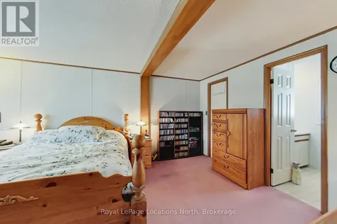 5 Murray Drive Wasaga Beach ON L9Z 1K3