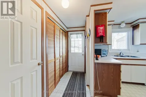 5 Murray Drive Wasaga Beach ON L9Z 1K3