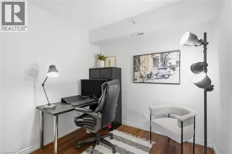 4015 Kilmer Drive Burlington ON L7M 4M4
