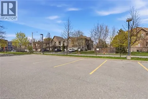 4015 Kilmer Drive Burlington ON L7M 4M4