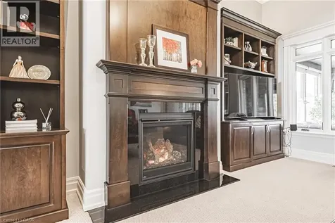 221 Glover Road Stoney Creek ON L8E 5H6