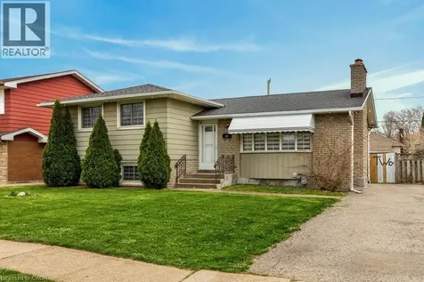 20 St. Charles Drive Thorold ON L2V 2W4
