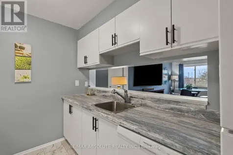 216 Viewmount Drive Ottawa ON K2E 7X4