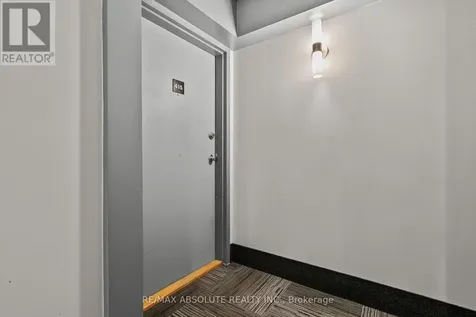 216 Viewmount Drive Ottawa ON K2E 7X4
