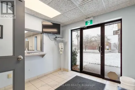 130 Woodworth Avenue St. Thomas ON N5P 3K1