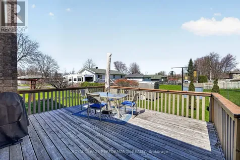 674 Hamilton Crescent Cornwall ON K6H 7B5