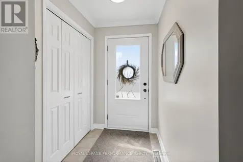 674 Hamilton Crescent Cornwall ON K6H 7B5