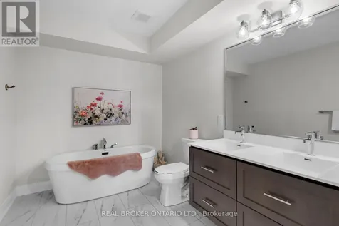 96 Sunshine Lane Orillia ON L3V 7L8