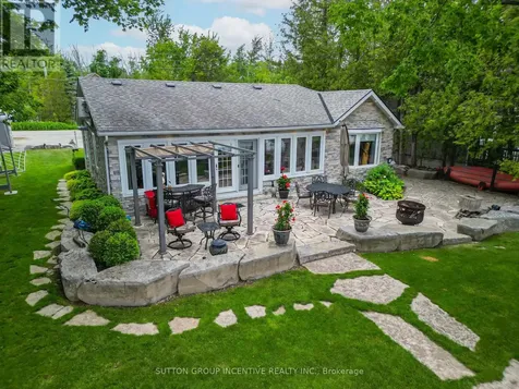 131 Minnetonka Road Innisfil ON L9S 2V8