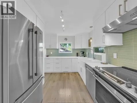 320 Lakeview Avenue Kingsville ON N9Y 2E3