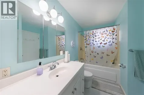 1126 Cathcart Boulevard Sarnia ON N7S 2H5