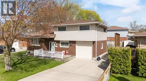 1126 Cathcart Boulevard Sarnia ON N7S 2H5