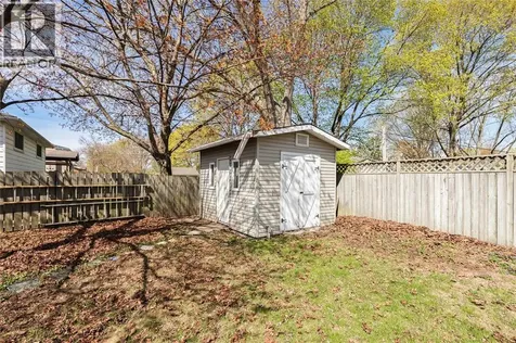 1126 Cathcart Boulevard Sarnia ON N7S 2H5