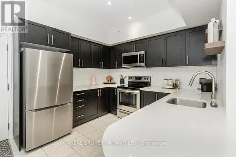 304 Essa Road Barrie (400 West) ON L9J 0H4