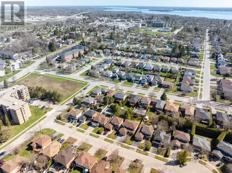 321 Park Street Orillia ON L3V 7R6