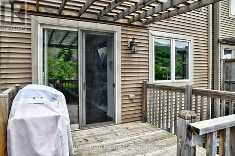104 Delphi Lane Blue Mountains ON N0H 1J0