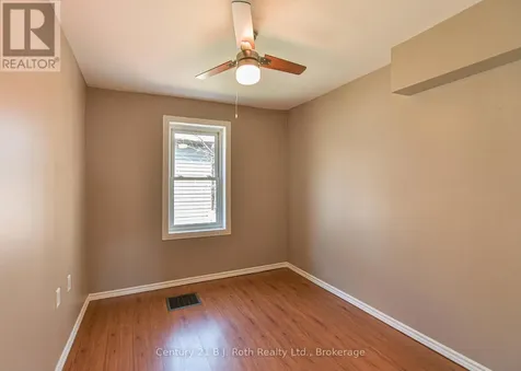 76 Mckenzie Street Orillia ON L3V 6A7