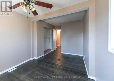 76 Mckenzie Street Orillia ON L3V 6A7