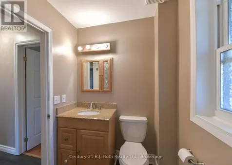 76 Mckenzie Street Orillia ON L3V 6A7