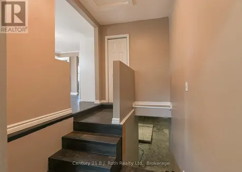 76 Mckenzie Street Orillia ON L3V 6A7