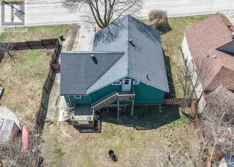 76 Mckenzie Street Orillia ON L3V 6A7