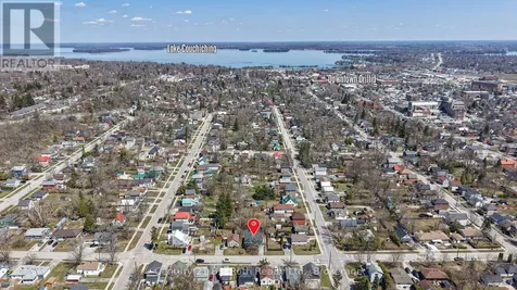 76 Mckenzie Street Orillia ON L3V 6A7