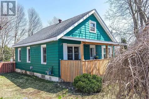 76 Mckenzie Street Orillia ON L3V 6A7