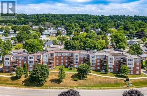11 Beck Boulevard Penetanguishene ON L9M 2G1