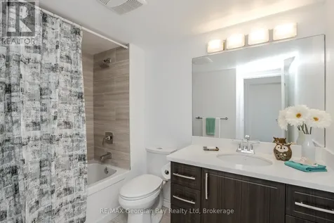 11 Beck Boulevard Penetanguishene ON L9M 2G1
