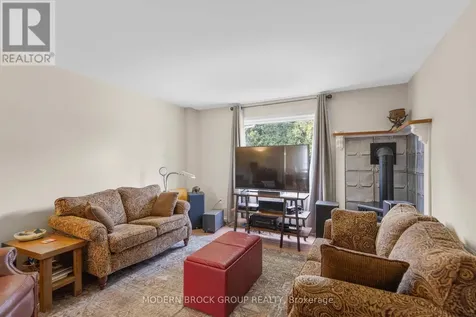 8224 County 15 Road Augusta ON K0G 1R0
