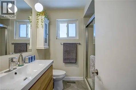 2387 Cyprus Avenue Burlington ON L7P 1G5