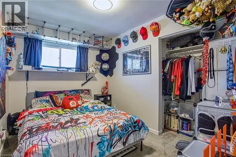 2387 Cyprus Avenue Burlington ON L7P 1G5