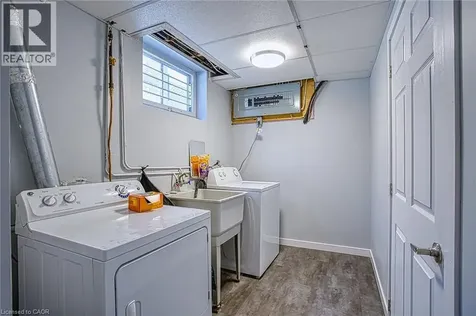 2387 Cyprus Avenue Burlington ON L7P 1G5
