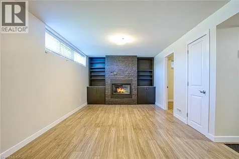 2387 Cyprus Avenue Burlington ON L7P 1G5