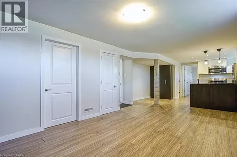 2387 Cyprus Avenue Burlington ON L7P 1G5