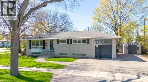 2387 Cyprus Avenue Burlington ON L7P 1G5