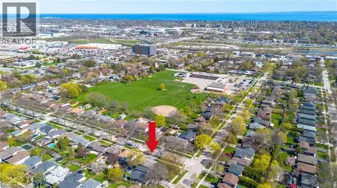 2387 Cyprus Avenue Burlington ON L7P 1G5