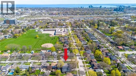 2387 Cyprus Avenue Burlington ON L7P 1G5