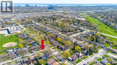 2387 Cyprus Avenue Burlington ON L7P 1G5