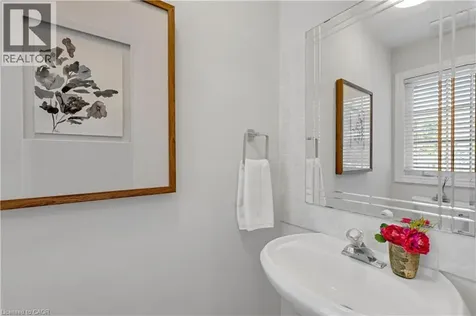 455 Apache Court Mississauga ON L4Z 3W8