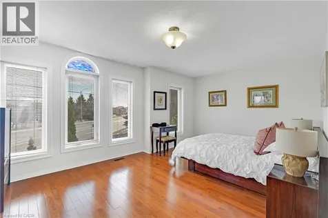 455 Apache Court Mississauga ON L4Z 3W8