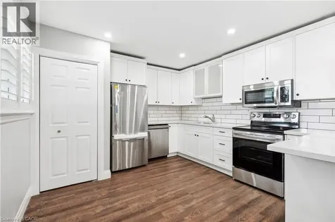 23 Terrance Drive Brantford ON N3R 3G2