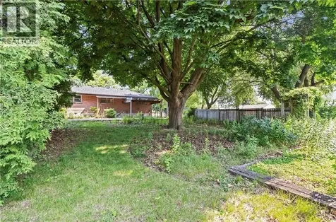 23 Terrance Drive Brantford ON N3R 3G2