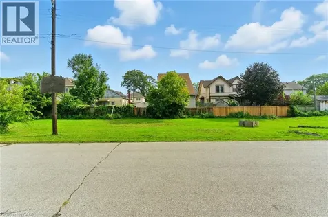 10 Knapmans Drive Hamilton ON L8H 7E8