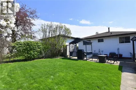 181 Lawnhurst Drive Hamilton ON L8V 4R2